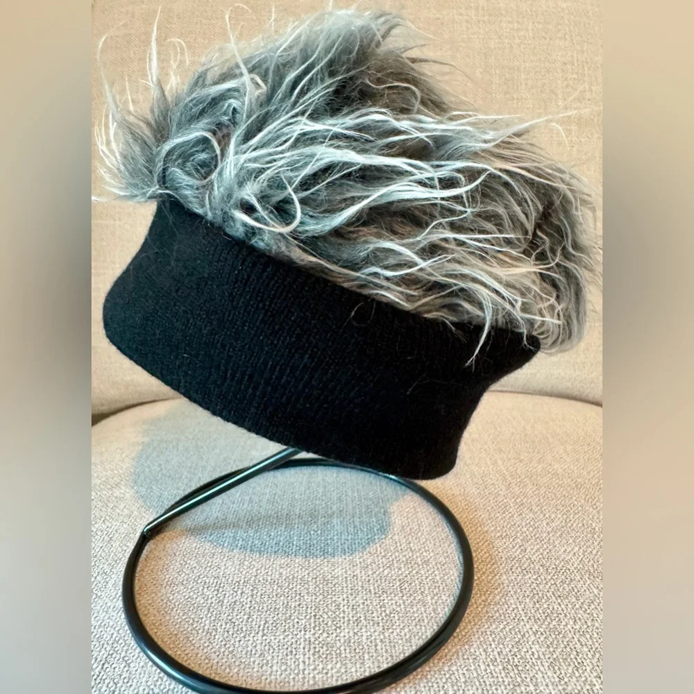 New Men’s Adult Size Faux Spikey Hair Black/Grey Rocker Knit Skull Cap Hat